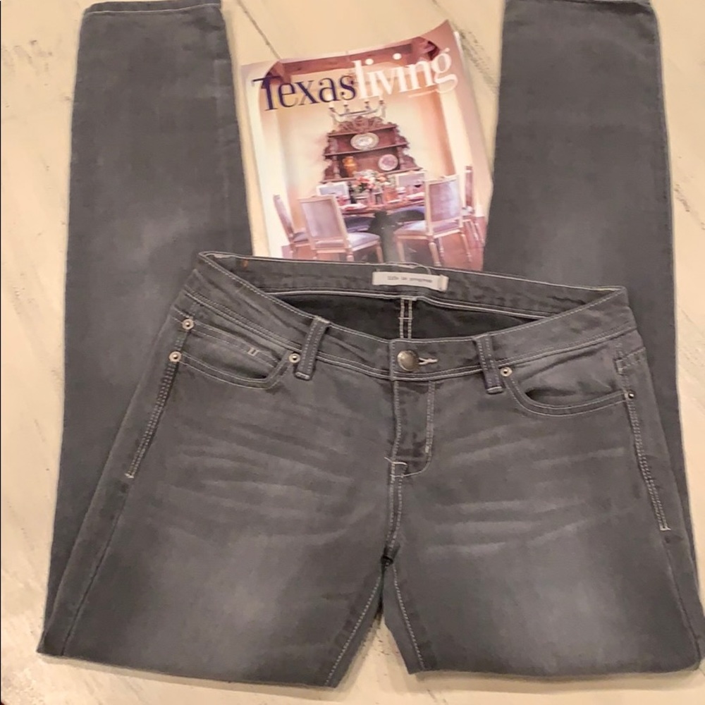 Life in progress Jeans 👢 offers welcomed